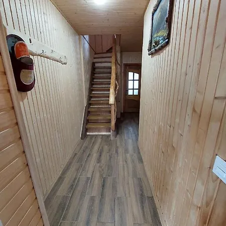 цімбори Apartamento *