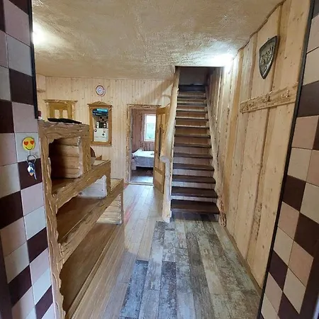 цімбори Apartman *