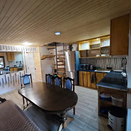 цімбори Appartamento Yablunytsya